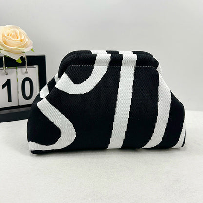 👜 Dumpling Clutch Bag, Large Capacity Kiss Lock Cosmetic Handbag for Daily Travel Party